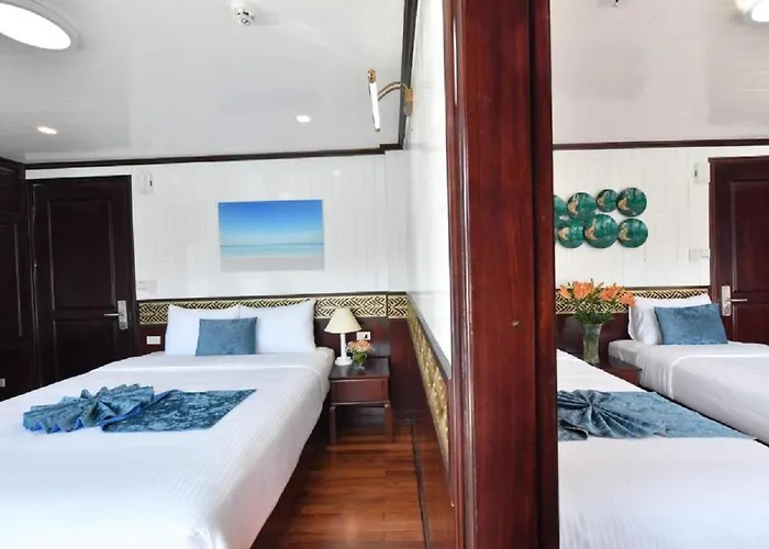 Sapphire Cruises 