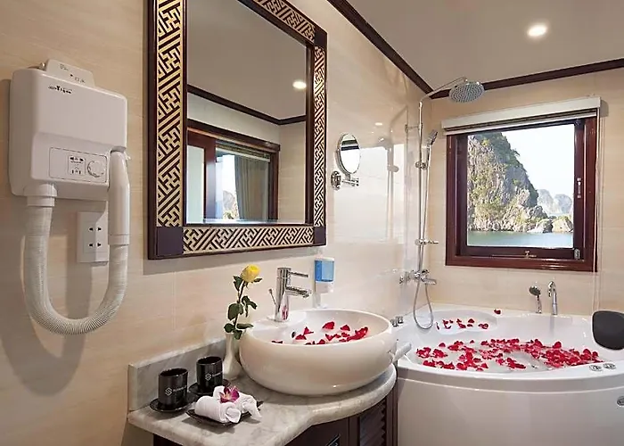 Sapphire Cruises 