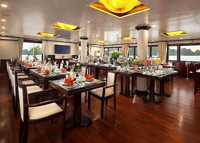  Sapphire Cruises Hạ Long