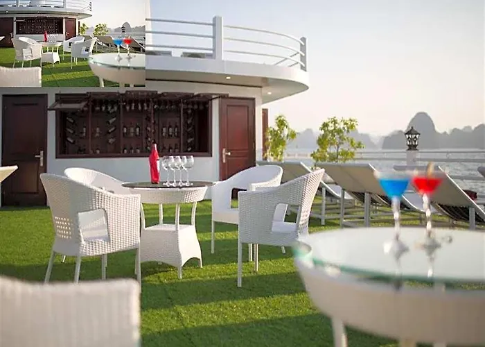 Sapphire Cruises