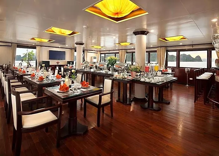  Sapphire Cruises Hạ Long