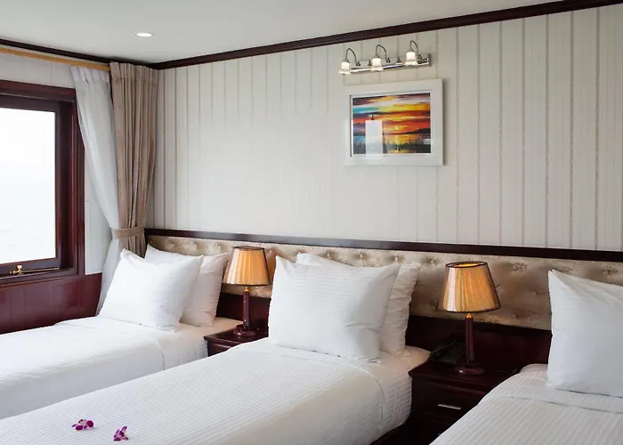 Sapphire Cruises 