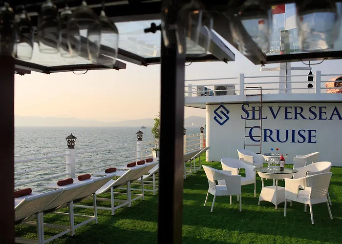 Sapphire Cruises  5*