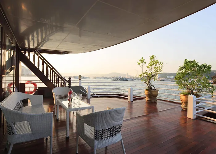 Sapphire Cruises 
